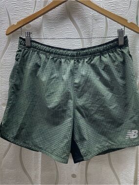 New Balance Black Athletic Tee with Printed Logo